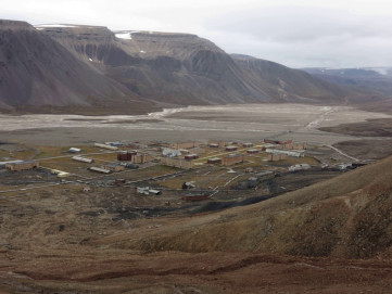 E 188 Pyramiden 27 8 13